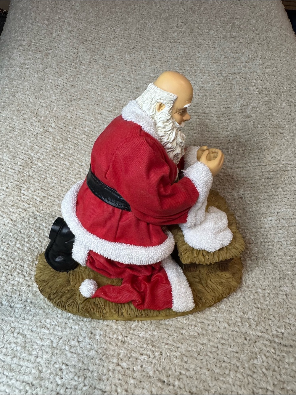 Roman Inc Kneeling Santa Figure 6” Fabric Mache Christmas Nativity Decor w/ Box
